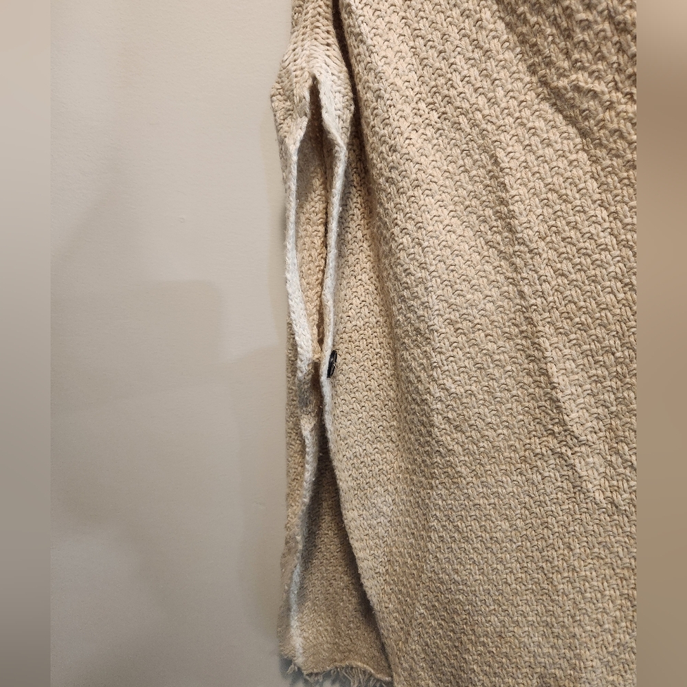 Massimo Dutti Sweater Poncho Shawl - Picture 3 of 16